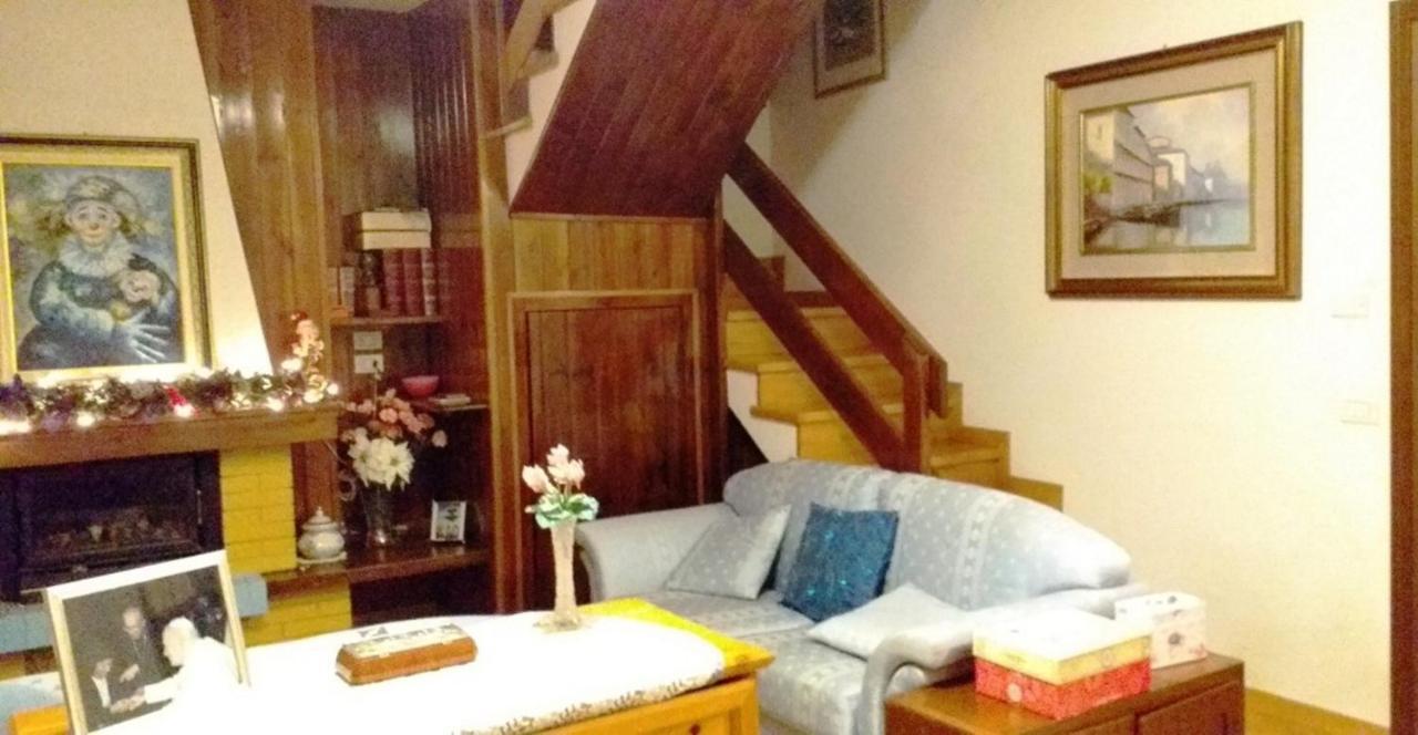 Villa Pineta Borno Esterno foto