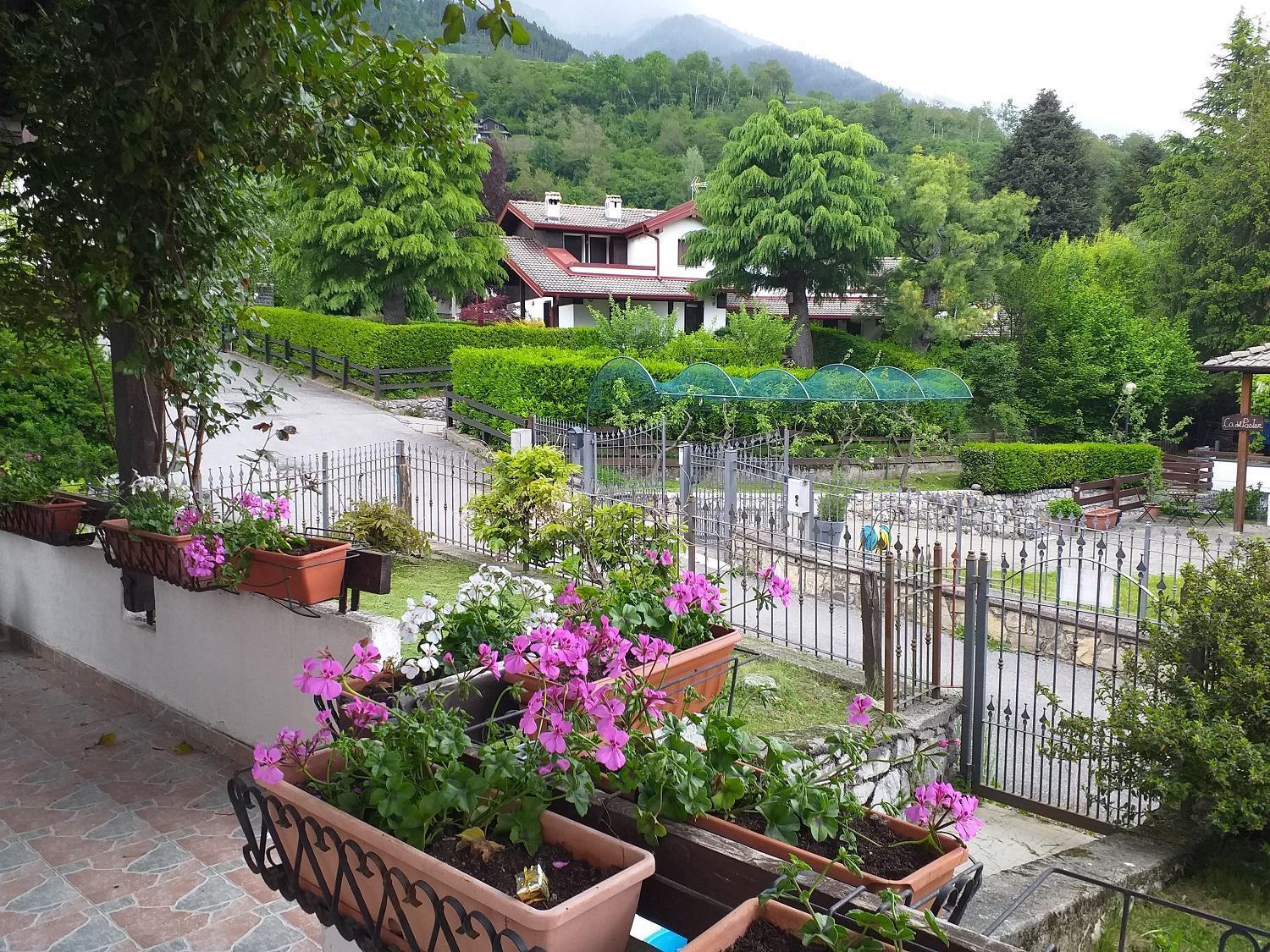 Villa Pineta Borno Esterno foto